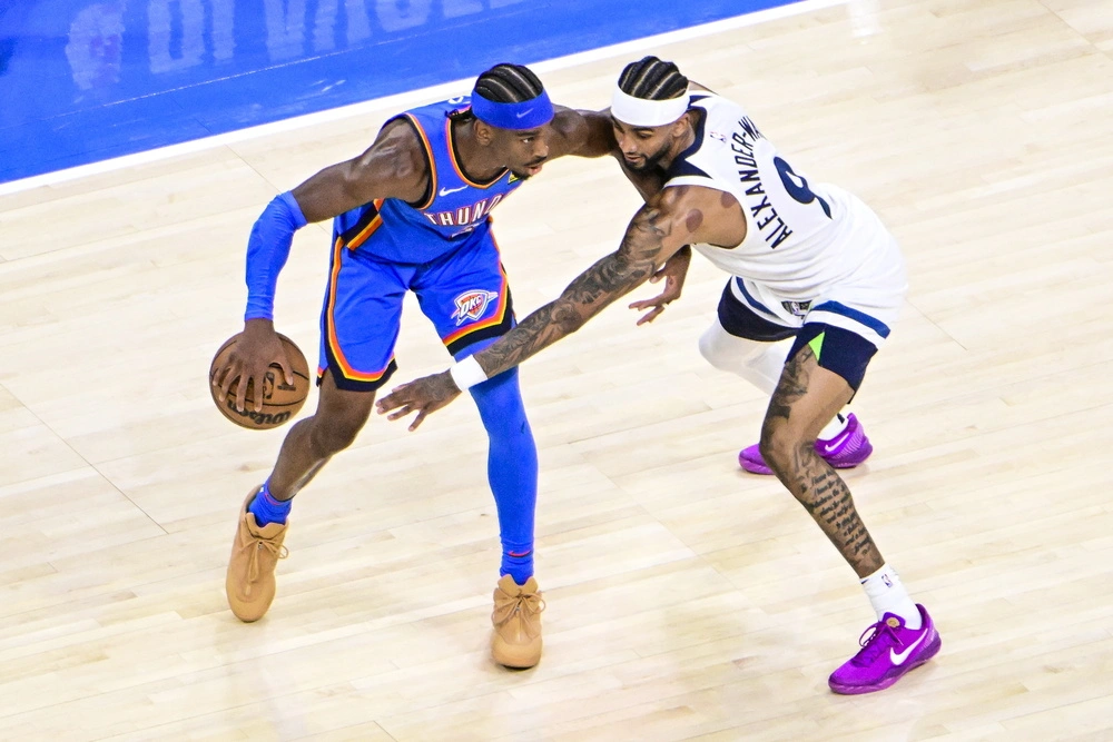 Gilgeous Alexander leaves the Wolves against the wall | De Último Minuto English