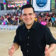 Diego Pineda, a vallenato singer, was murdered during a robbery in Bogotá. | De Último Minuto English