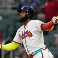Ozuna Leaves Reds in the Dust After Chris Sale's 10-Strikeout Gem | De Último Minuto English