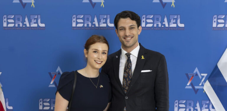 Yaron and Sarah, the young couple from the Israeli embassy in the U.S., shot dead in Washington | De Último Minuto English