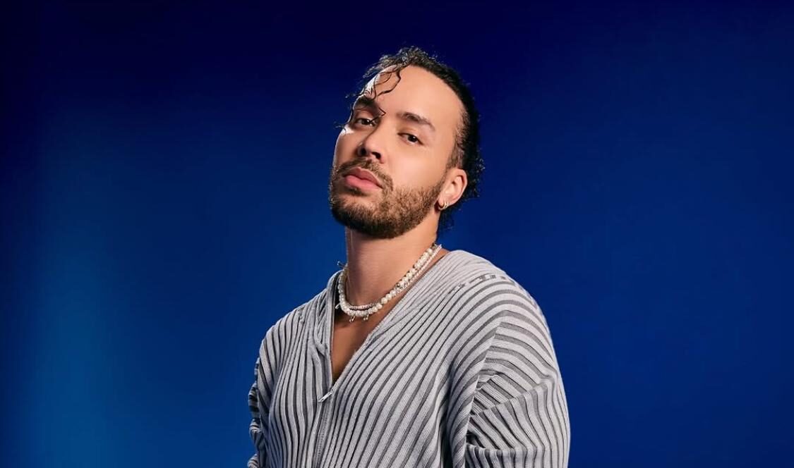 Prince Royce celebrates the release of his eighth studio album, ETERNO | De Último Minuto English