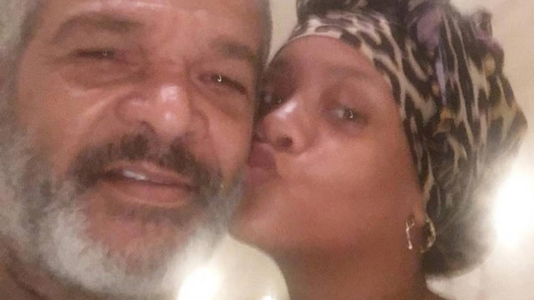 Ronald Fenty, Rihanna's father, dies at 70 | De Último Minuto English