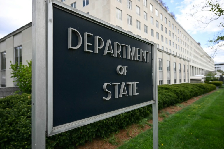 The US confirms that they never negotiated with the Maduro regime the departure of those who have sought asylum. | De Último Minuto English
