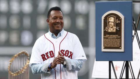 Pedro Martínez defends Juan Soto: “Nobody thinks about the human being inside the uniform” | De Último Minuto English