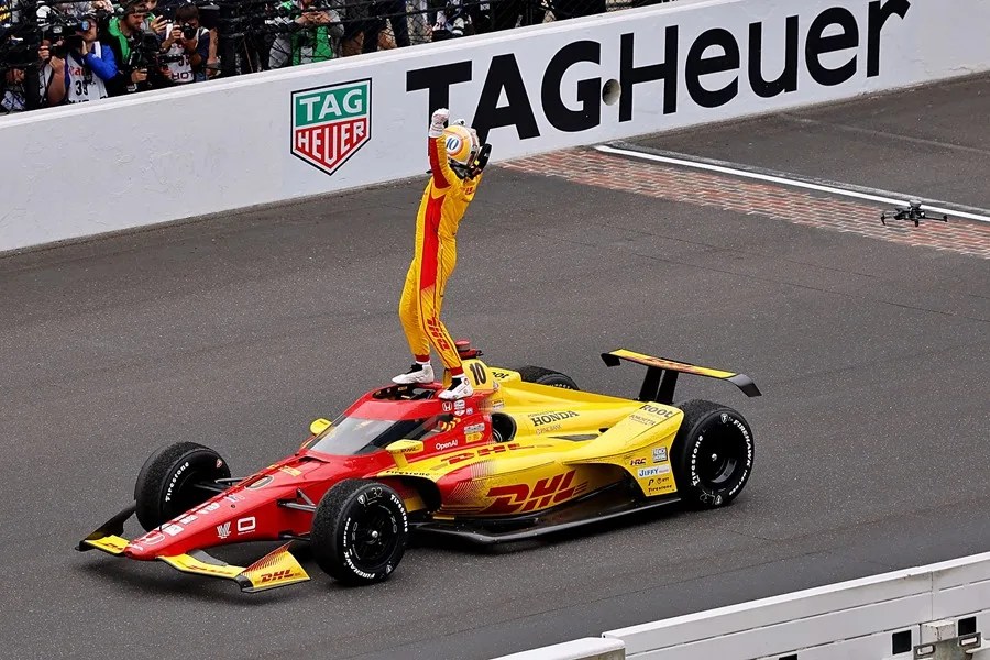 Álex Palou wins the Indianapolis 500 and enters the legend of Spanish sport | De Último Minuto English