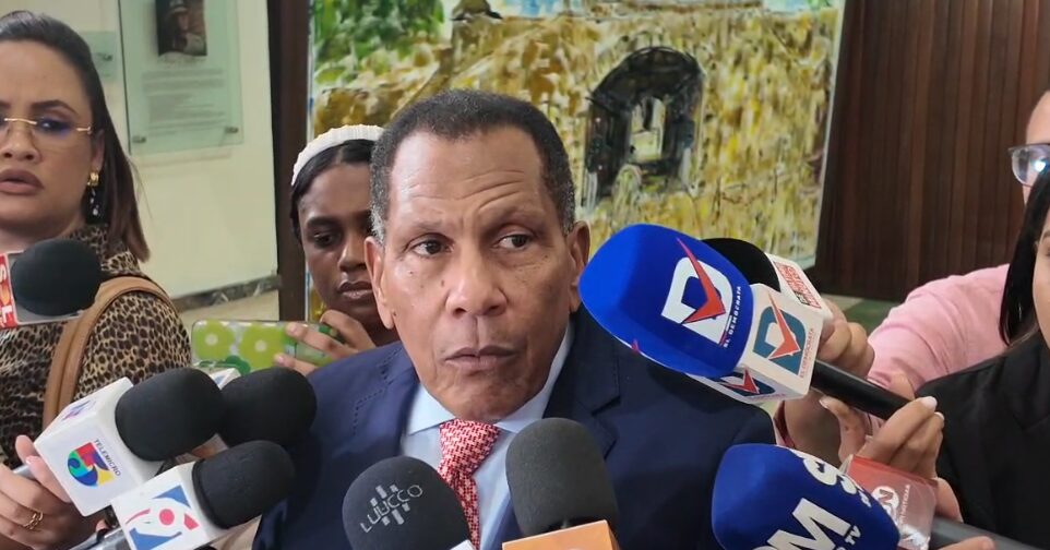 Senator Denies Takeover of Customs in Malpasse by Haitian Gangs | De Último Minuto English