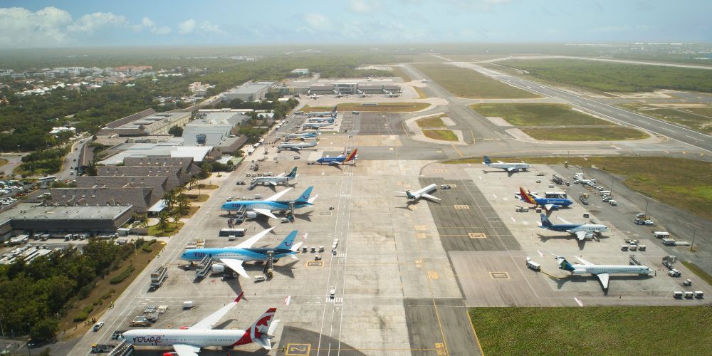 Punta Cana Airport began renovation and expansion of the Terminal B parking lot | De Último Minuto English