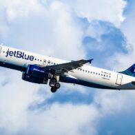 JetBlue and United announce "Blue Sky" alliance to expand routes and share loyalty programs | De Último Minuto English