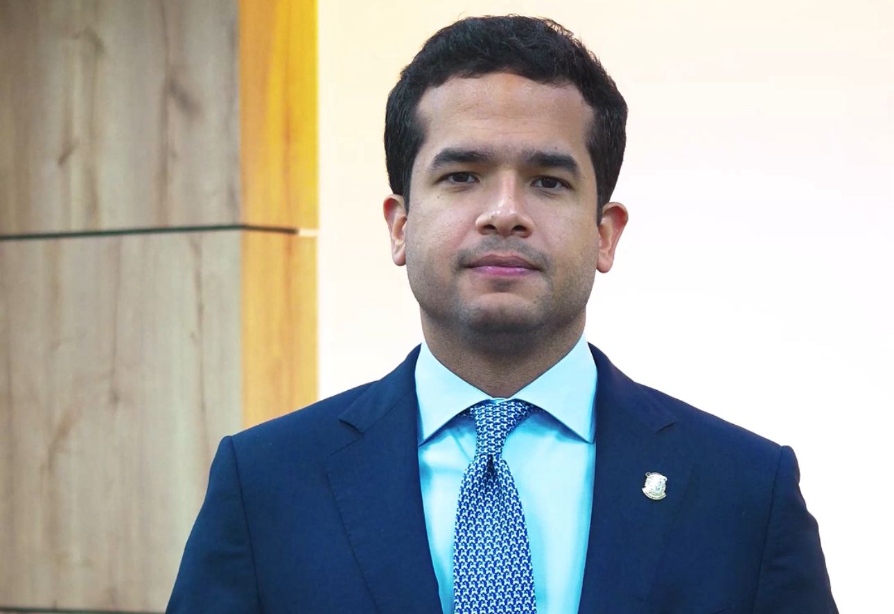 Omar Fernández: “It would be a dream come true to see my father as a presidential candidate” | De Último Minuto English