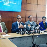 They approve a 30% salary increase in the tourism sector and 25% for bars and restaurants | De Último Minuto English