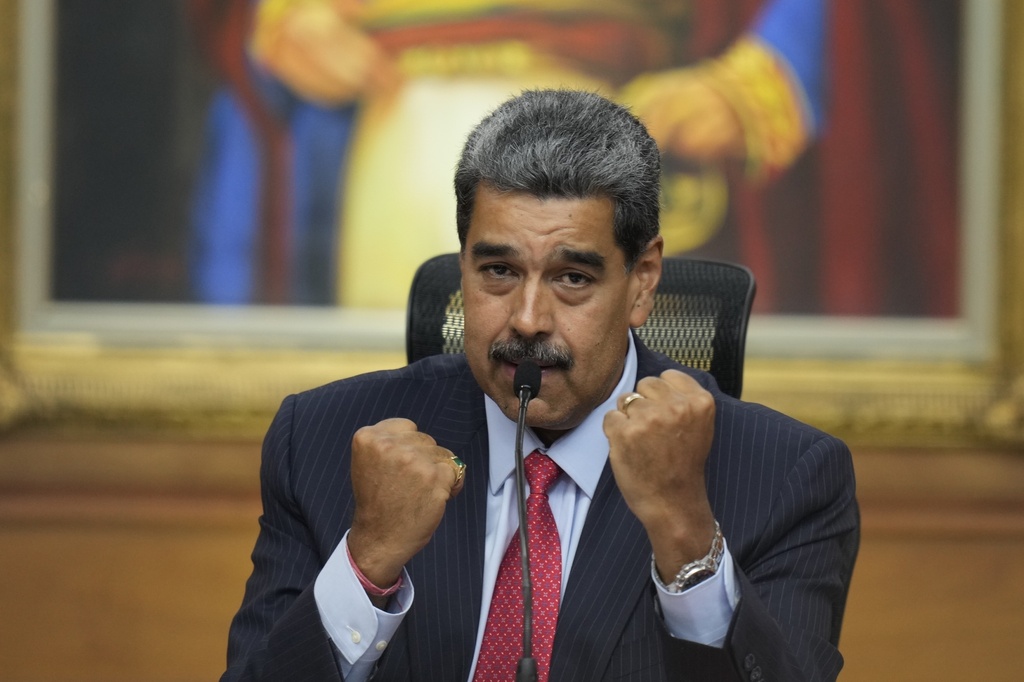 Maduro will deliver the constitutional reform project to the new Parliament in January | De Último Minuto English
