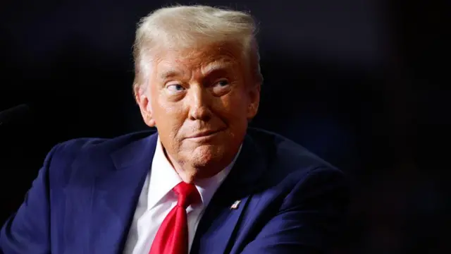 Trump says Putin has "gone completely crazy" and "is killing unnecessarily" | De Último Minuto English