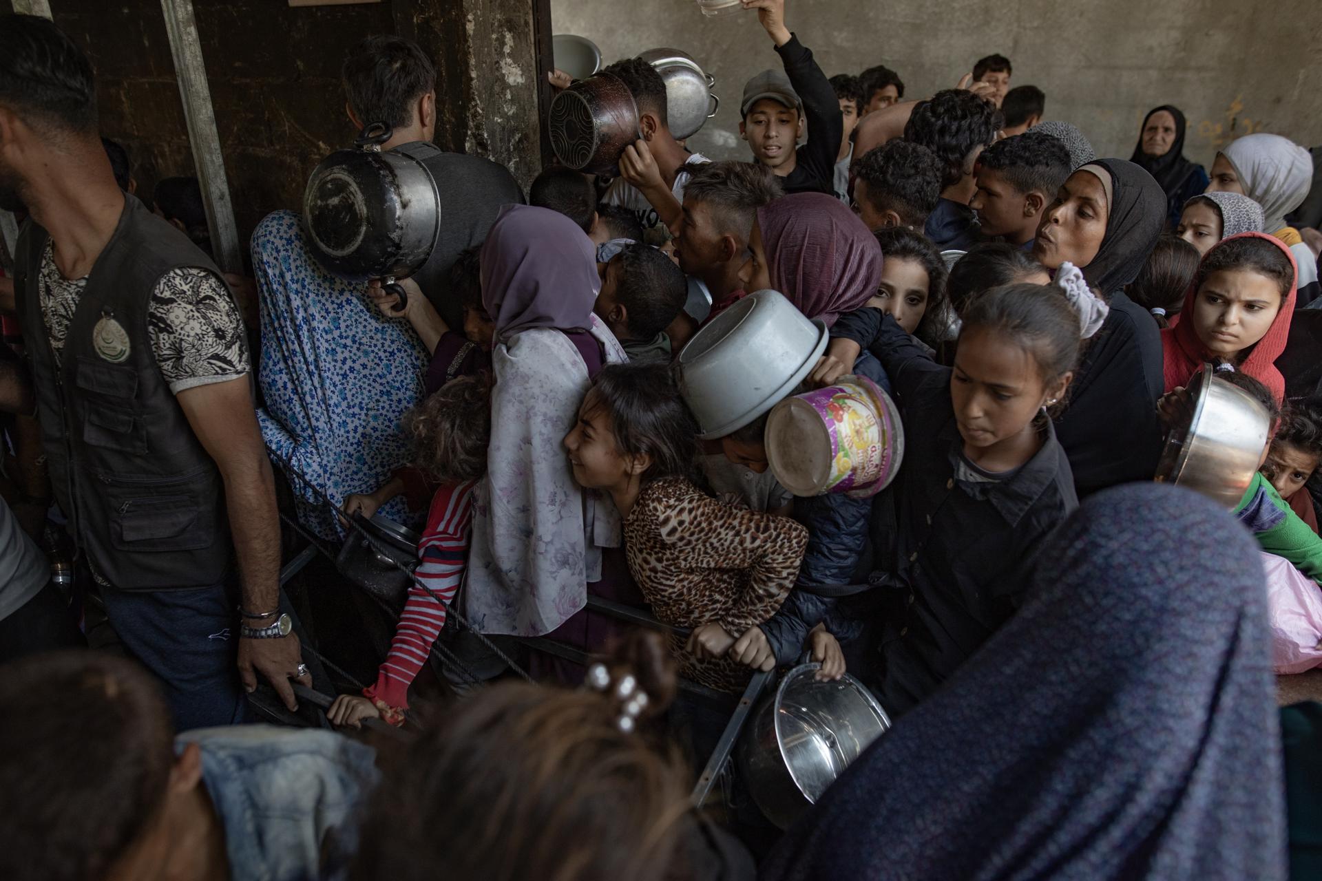 UN confirms at least 47 injured by gunfire at aid distribution center in Gaza | De Último Minuto English