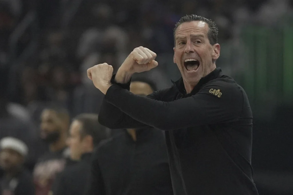 Kenny Atkinson is named NBA Coach of the Year 2025 | De Último Minuto English