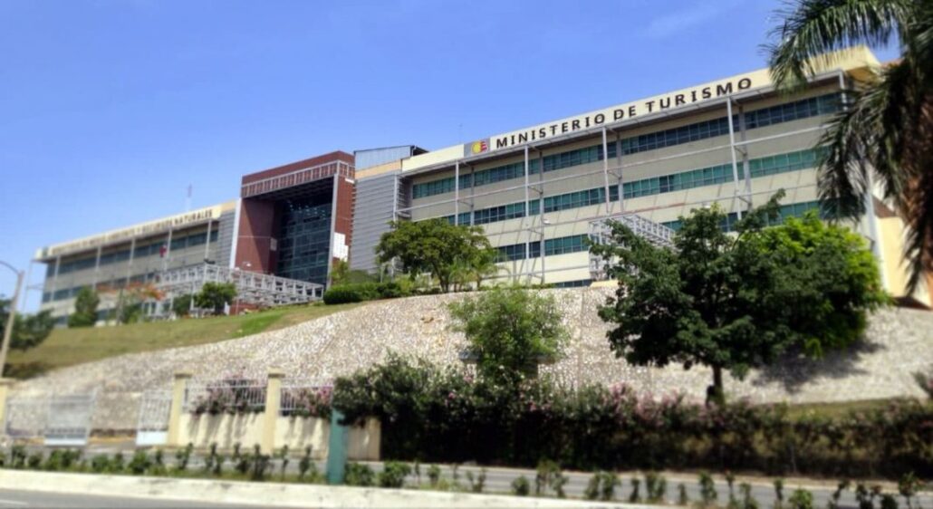 History and Functions of the Ministry of Tourism of the Dominican Republic | De Último Minuto English
