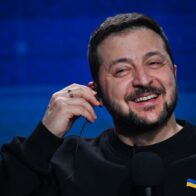 Volodymyr Zelenskyy celebrated Ukraine's "brilliant" operation against Russian aviation: "It will go down in the history books." | De Último Minuto English