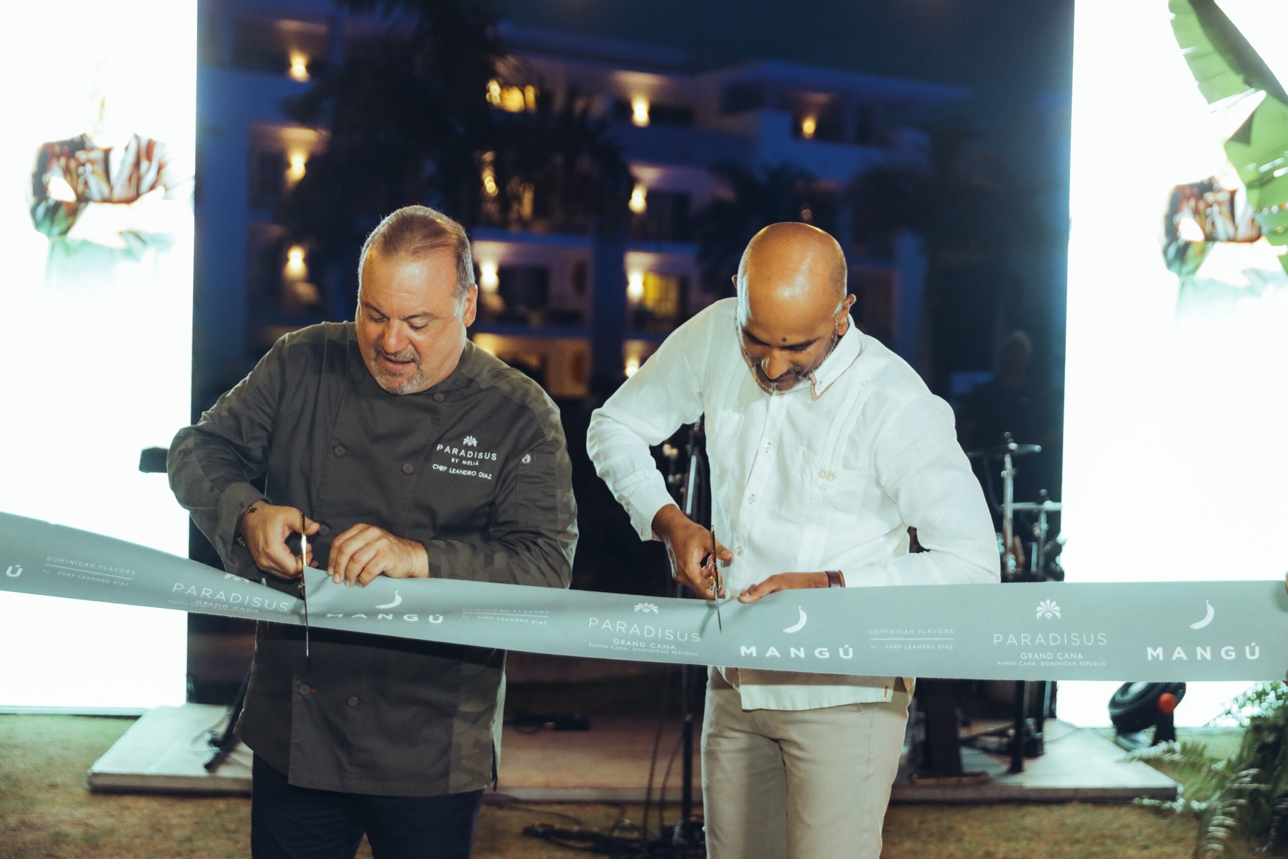 Paradisus by Meliá inaugurated its new gastronomic proposal “Mangú by Chef Leandro Díaz” | De Último Minuto English