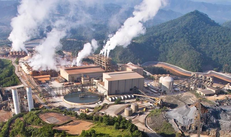 Cotuí and Barrick Pueblo Viejo communities sign resettlement agreement | De Último Minuto English