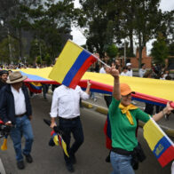 Colombia takes to the streets united against violence after attack on Miguel Uribe Turbay | De Último Minuto English