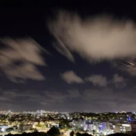 Israel intensifies offensive against Iran with attacks on 12 military facilities amid growing escalation | De Último Minuto English
