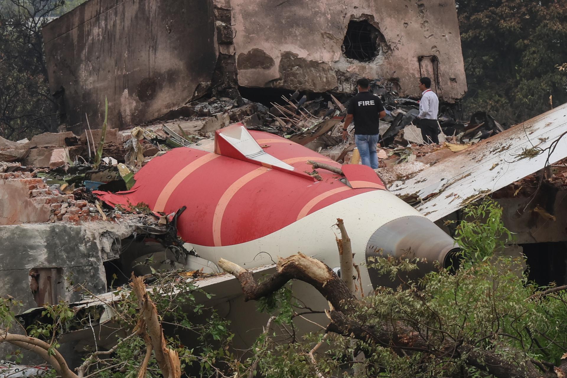 India orders inspection of Air India's Boeing 787 fleet after the accident | De Último Minuto English