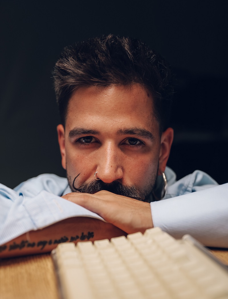 Camilo releases single “Damned ChatGPT” | De Último Minuto English