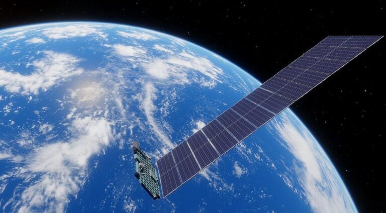 Why are Elon Musk's satellites falling? There's an unexpected threat destroying them | De Último Minuto English