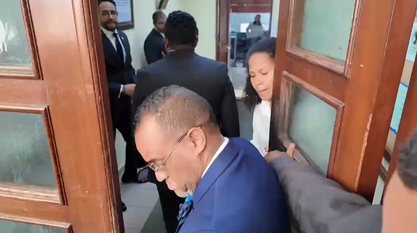 MP deposits request for coercive measure against Espaillat brothers for tragedy at Jet Set nightclub | De Último Minuto English