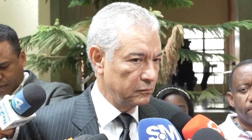 Lawyer Ángel Locward argues the State should be held accountable for the orphans of the Jet Set tragedy | De Último Minuto English