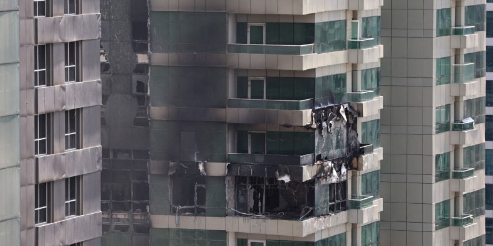 More than 3,800 evacuated after fierce fire in Dubai skyscraper | De Último Minuto English