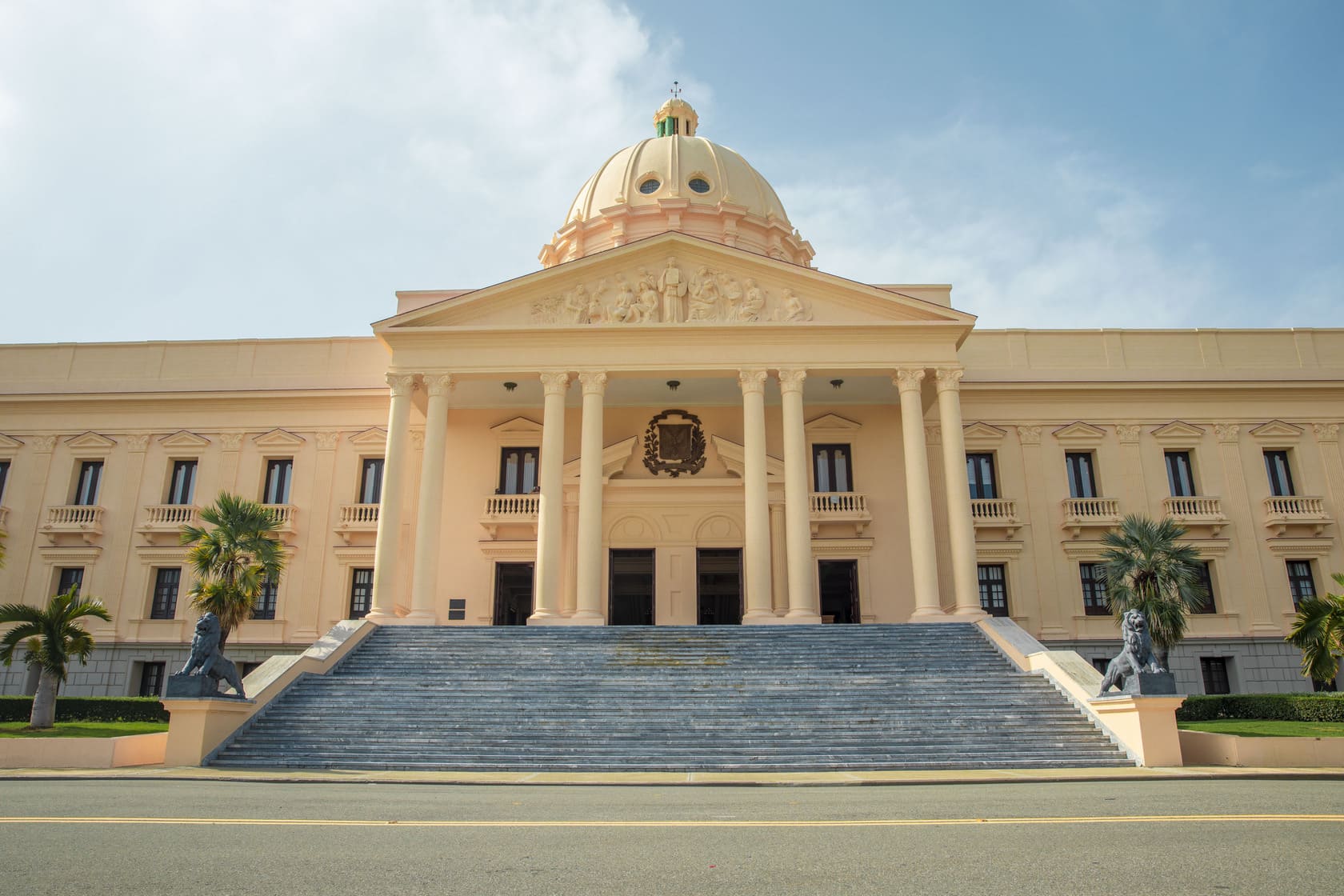 Government monitors impact of Iran-Israel conflict to protect Dominican economy | De Último Minuto English