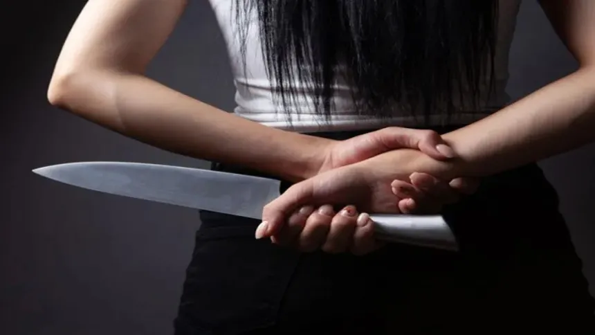 Three months in prison for woman accused of sexually exploiting a teenager she took to Haiti | De Último Minuto English