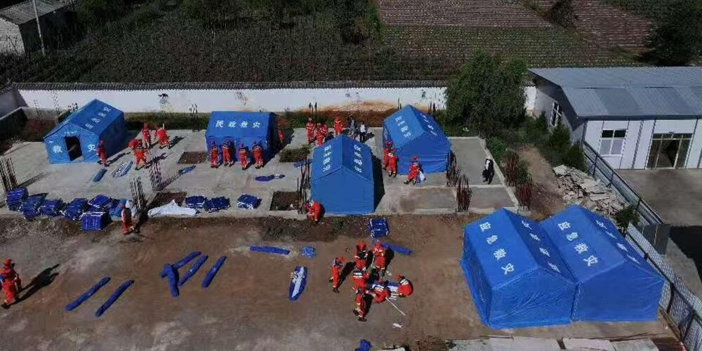 A magnitude 5 earthquake shakes a province in China, leaving almost 6,000 affected. | De Último Minuto English
