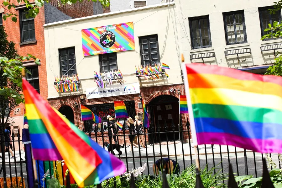Shooting tarnishes the closing of the LGBTQI pride march in New York | De Último Minuto English