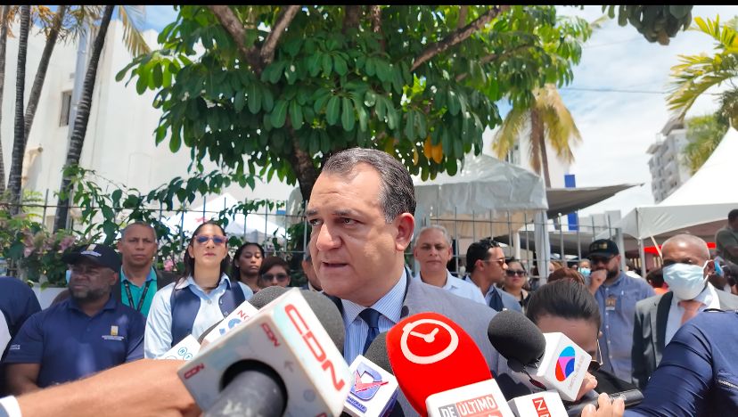 Civil Registry Certificates will have a one-time cost of RD$600 starting in July | De Último Minuto English