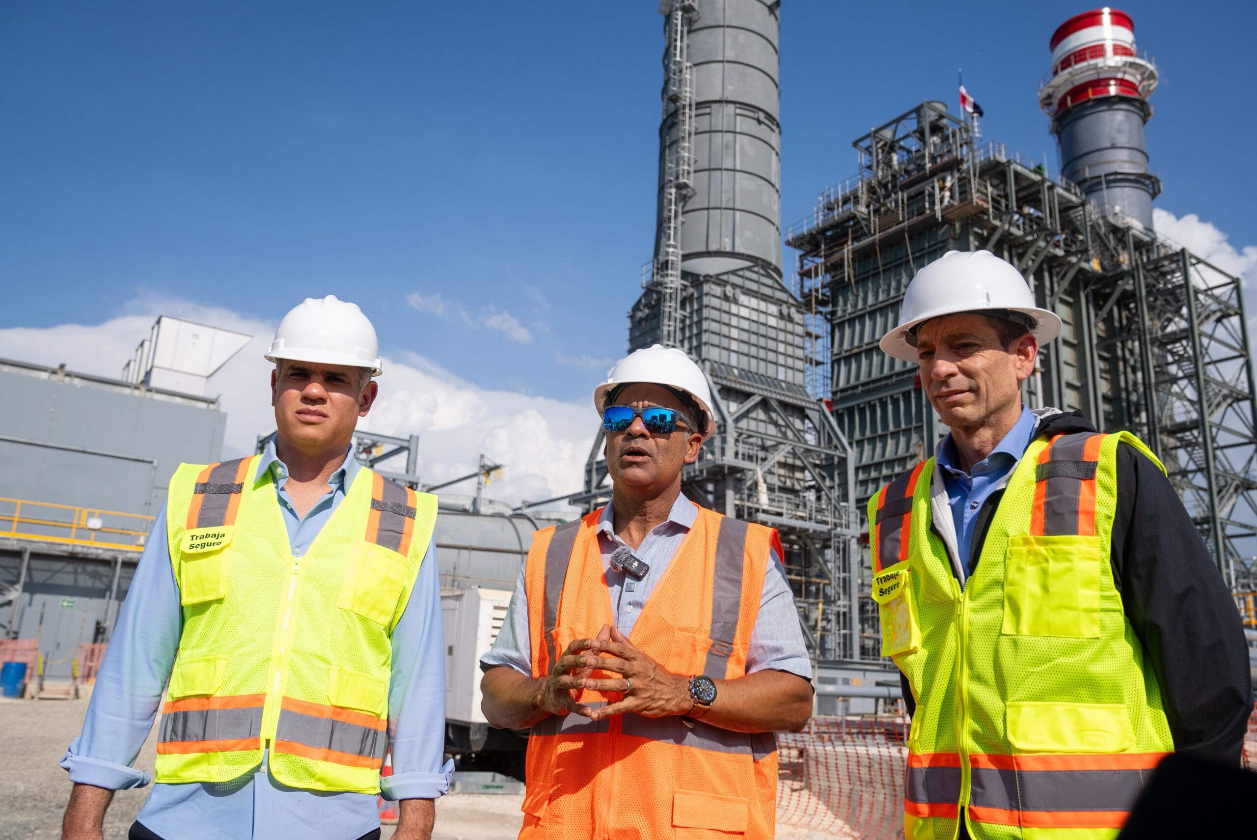 Sant central plant in Manzanillo will start at the end of 2025 with 414 MW | De Último Minuto English