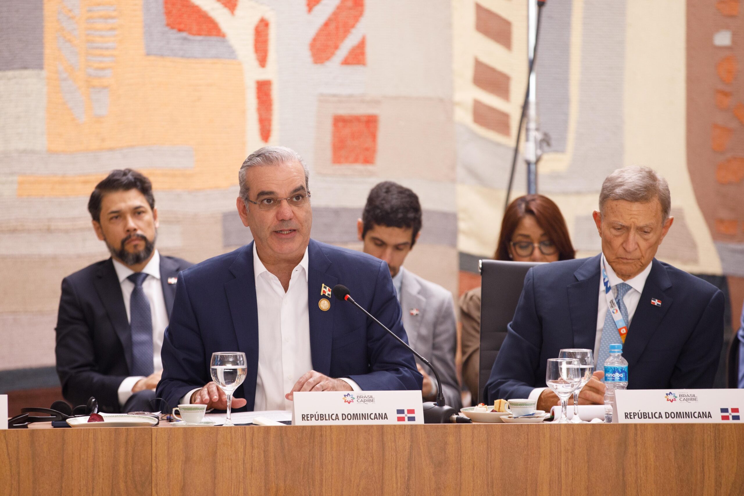 President Abinader calls for a great hemispheric climate pact and supports a peace mission in Haiti | De Último Minuto English