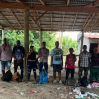 Group of undocumented immigrants found hidden in a banana washing facility in Montecristi | De Último Minuto English