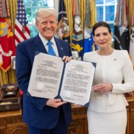 Dominican Ambassador Presents Credentials to President Donald Trump | De Último Minuto English