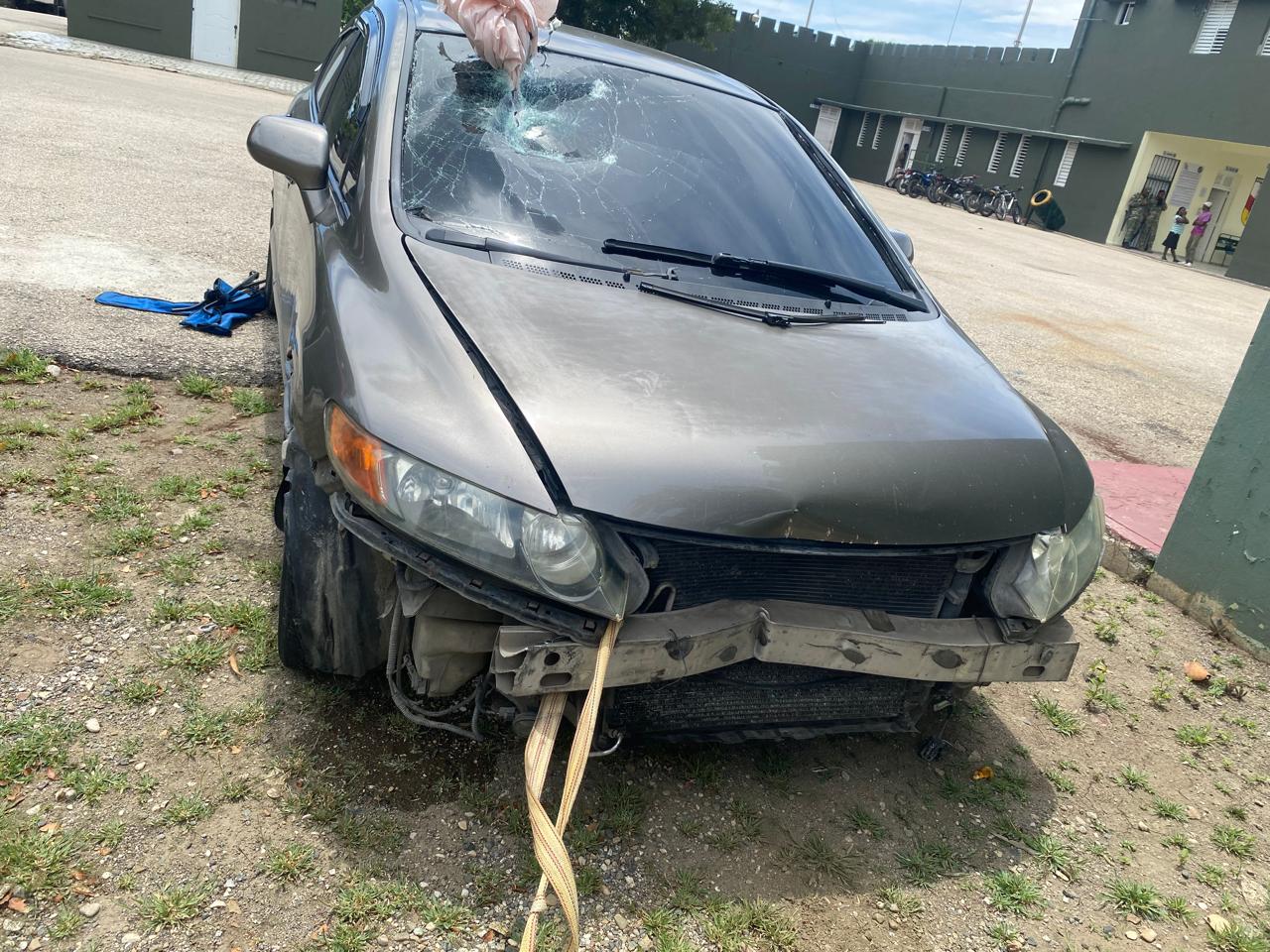 Driver with group of undocumented immigrants crashes into a cabin while trying to escape from the Army | De Último Minuto English
