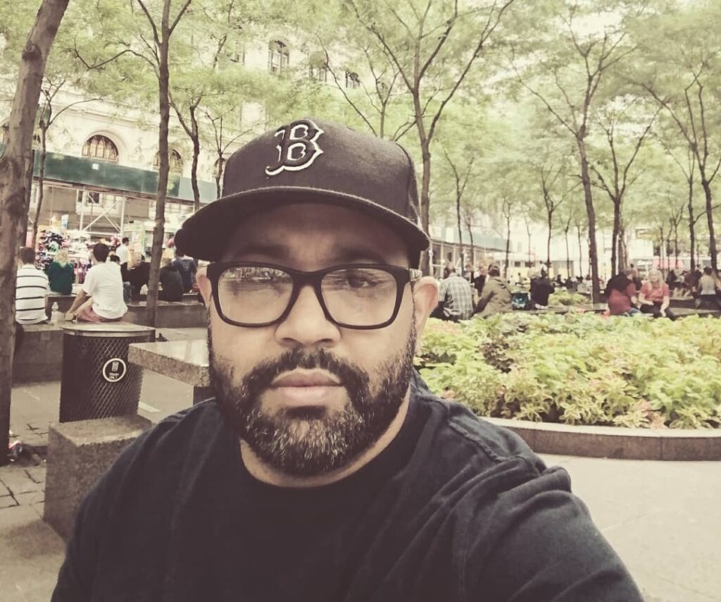 Miguel Báez warns they are provoking an irreversible situation after a check he received after the Jet Set tragedy was disclosed. | De Último Minuto English