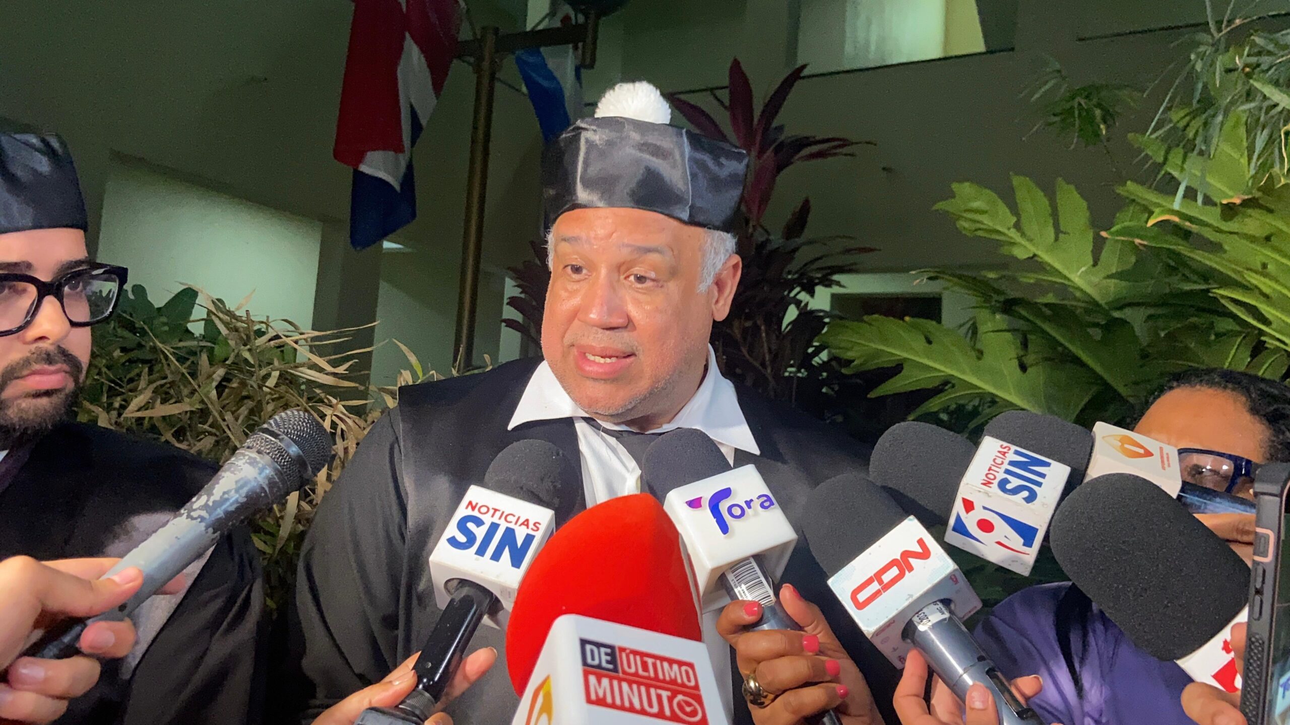 "Mr. Espaillat is an honest person and will not flee," says his lawyer | De Último Minuto English