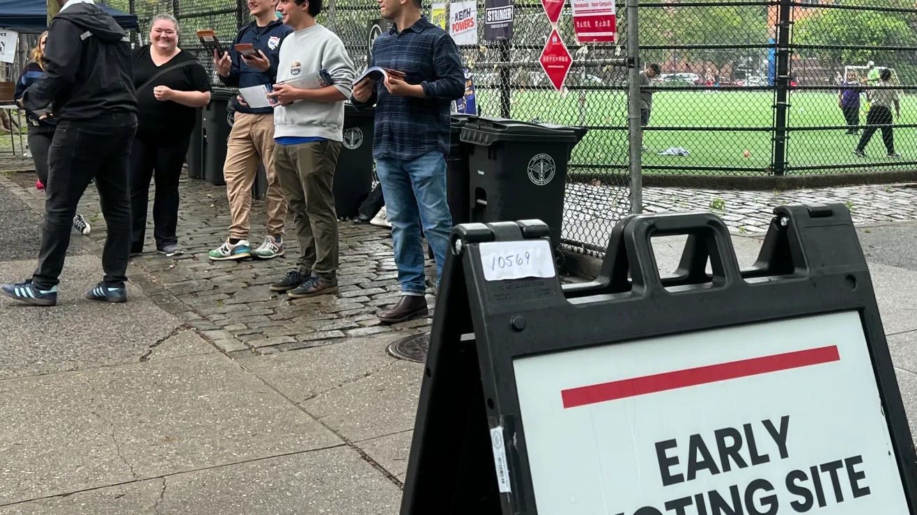 Record turnout in New York's early primaries: more than 252 thousand have already voted | De Último Minuto English