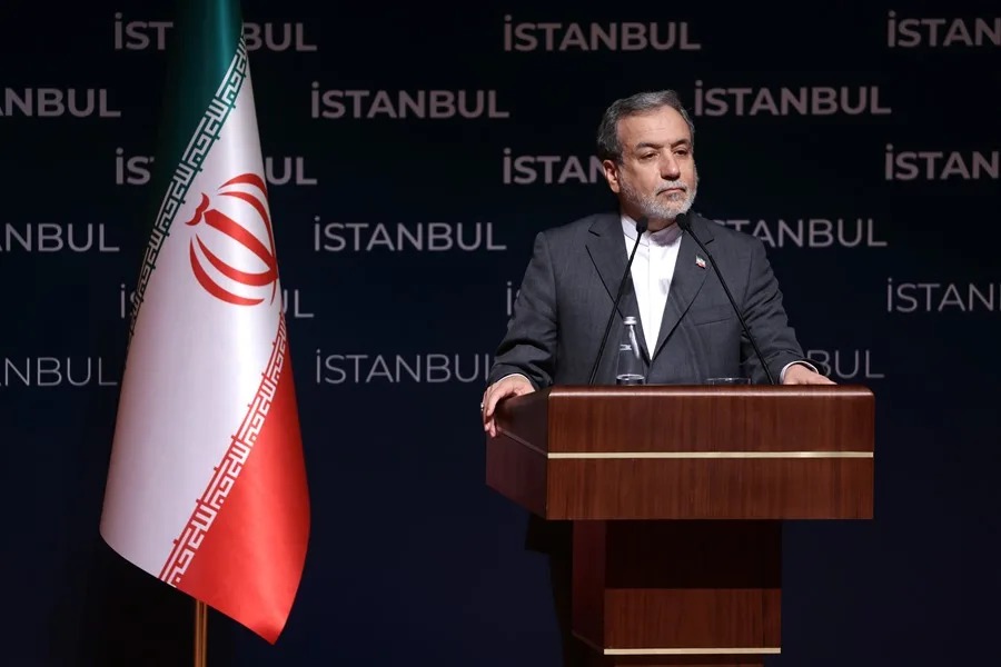 Iran's Foreign Minister accuses the U.S. of "betraying diplomacy" and calculates its response | De Último Minuto English