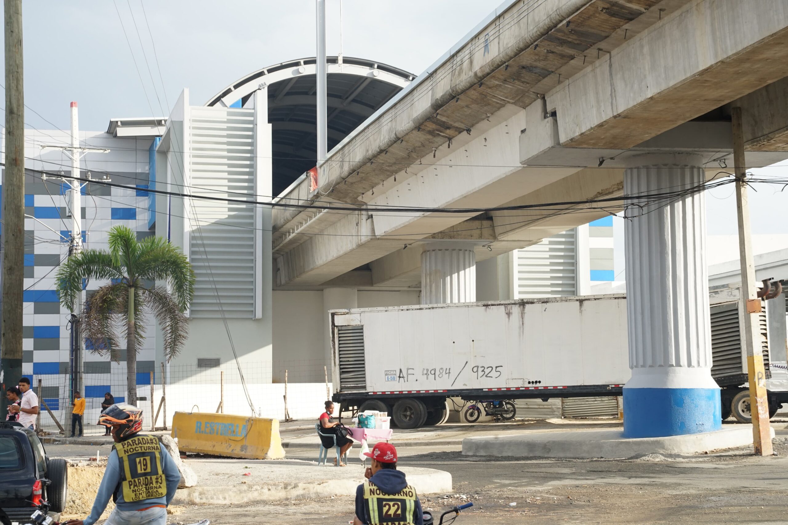 Los Alcarrizos Metro continues with slow progress and without visible changes in recent months | De Último Minuto English