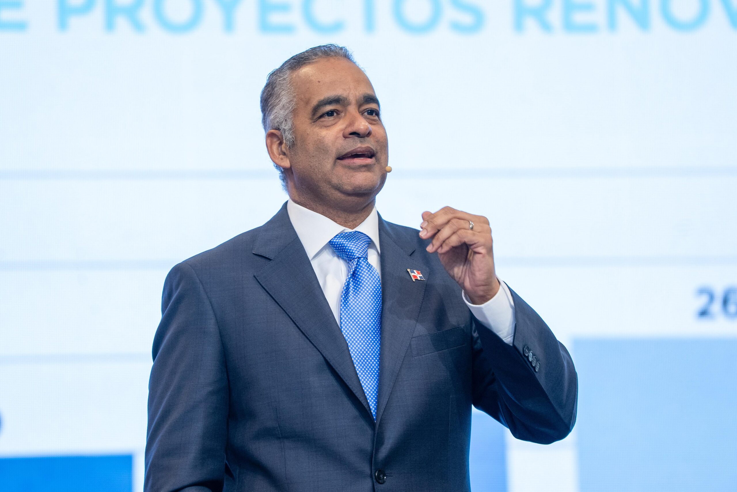 Minister of Energy and Mines values as "strategic" measure of the Monetary Board for the electricity sector | De Último Minuto English