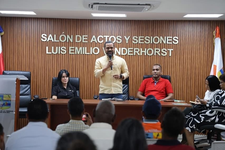 Las Terrenas Municipality and Laka Group present proposals for the sustainable protection of the coasts | De Último Minuto English