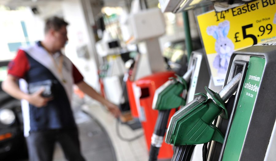 UN Human Rights Council debates the need to end the use of fossil fuels | De Último Minuto English