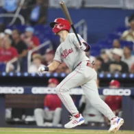 Trea Turner leads off with a home run and leads Phillies' 5-2 victory over Marlins in Miami | De Último Minuto English