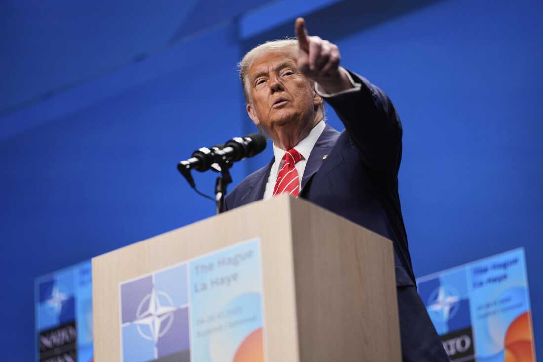 Trump signs a decree lifting sanctions imposed on Syria | De Último Minuto English